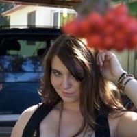 Chelsea Guthrie Photo 9