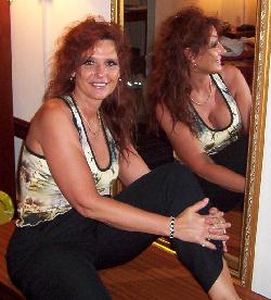 Janet Dunham Photo 23