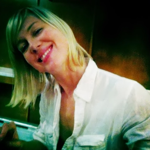 Michelle Pollock Photo 39