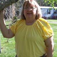 Julia Allen Photo 45