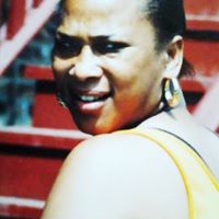 Gwen Johnson Photo 40