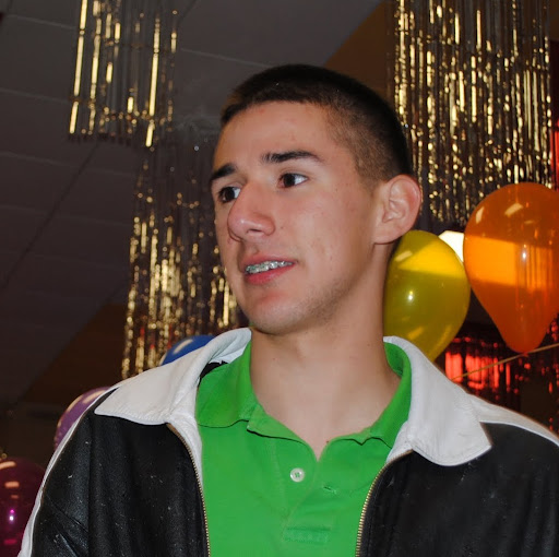 Rene Gonzalez Photo 26