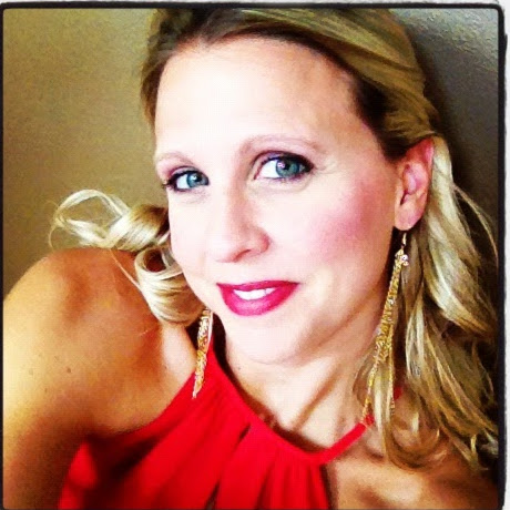 Erika Singleton Photo 26