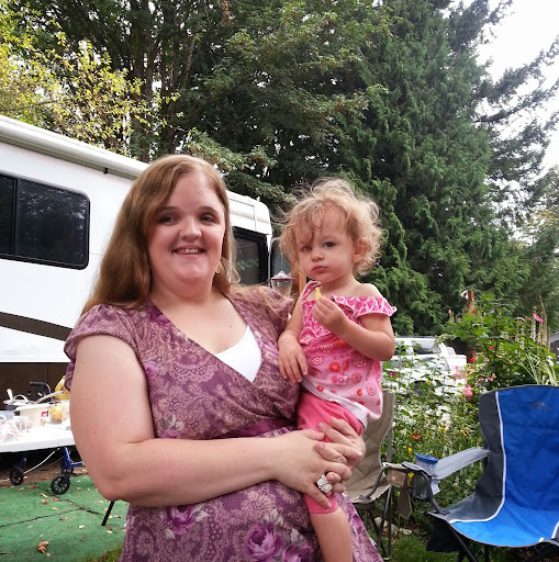 Shannon Morris Photo 16