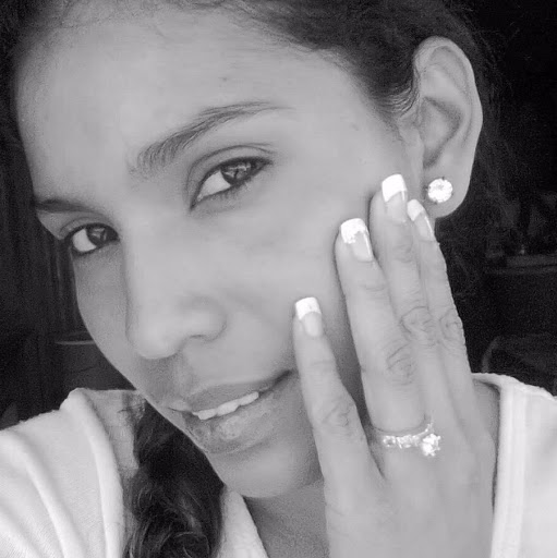 Reyna Morales Photo 43