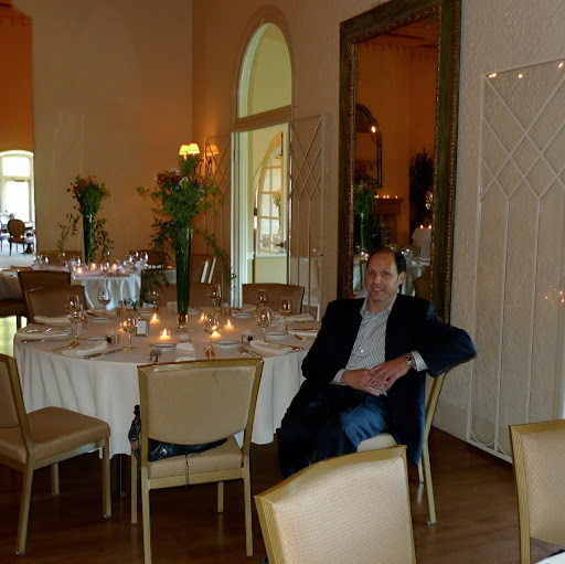 Stephen Sanders Photo 33