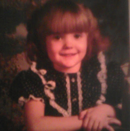 Barbara Ellis Photo 23