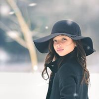 Kristen Nguyen Photo 11