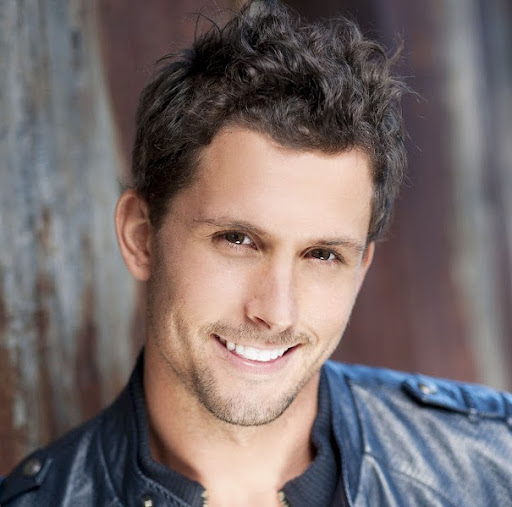 James Elliot Photo 18