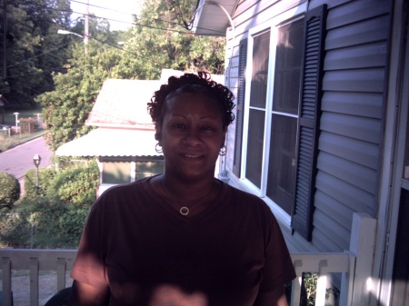 Angela Todd Photo 31