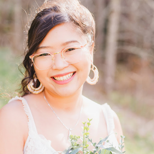 Michelle Nguyen Photo 35