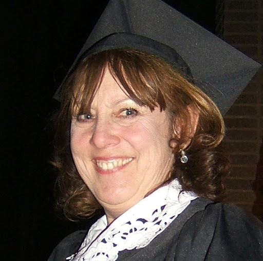 Lori Nicholson Photo 16