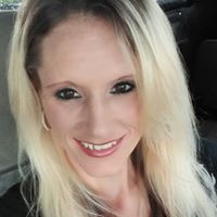 April Baker Photo 28
