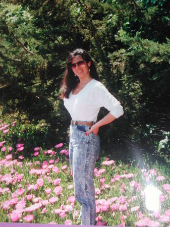 Ruth Hirsch Photo 15