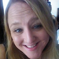 Nicole Goebel Photo 7