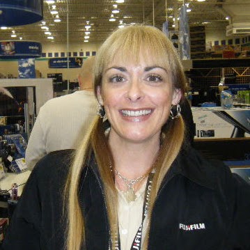 Maggie Devlin Photo 14