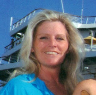 Lori Gannon Photo 5