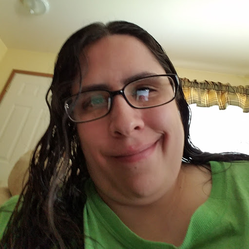 Shannon Fernandez Photo 9