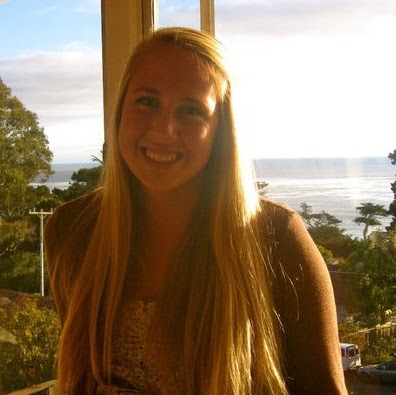Melissa Lloyd Photo 33