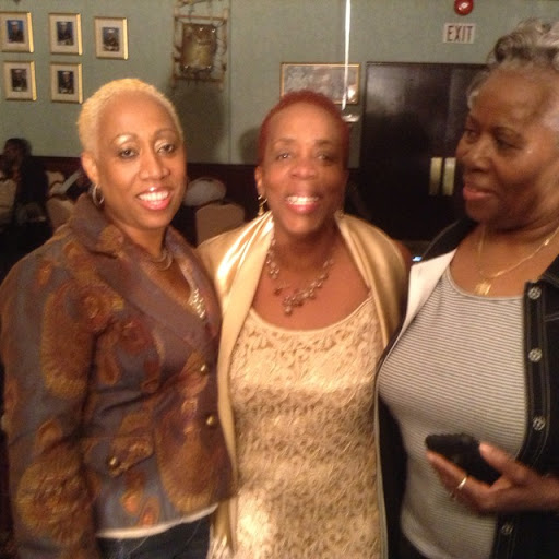 Vickie Mitchell Photo 28