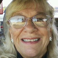 Karen Vanburen Photo 5