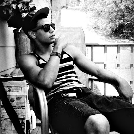 Zac Sharp Photo 9
