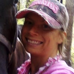 Sarah Tillotson Photo 19