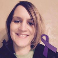 Amy Larson Photo 44
