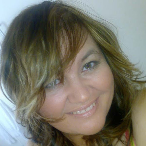 Mandy Hunter Photo 14