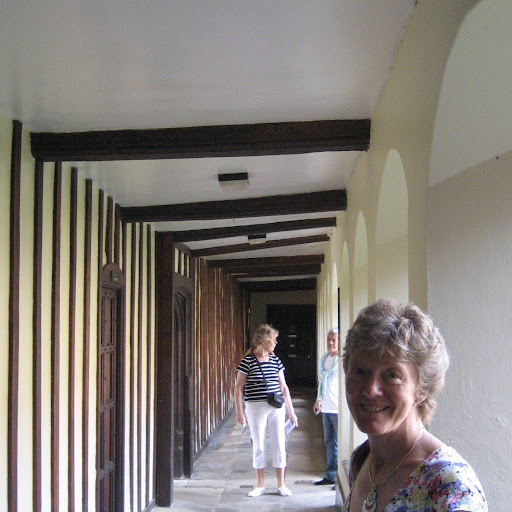 Jane Hedges Photo 7