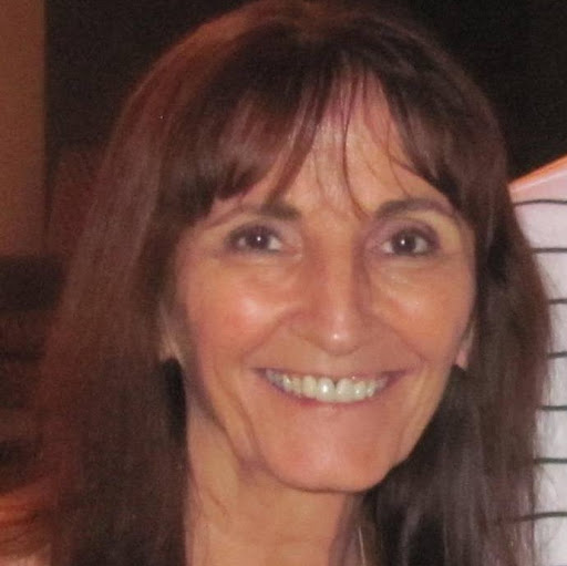Ann Lyons Photo 20