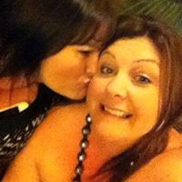 Michelle Reynolds Photo 6