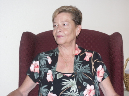 Bonnie Clark Photo 16