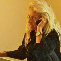 Julia Shaw Photo 35