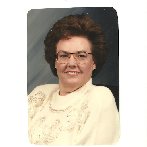 Linda Moreland Photo 10