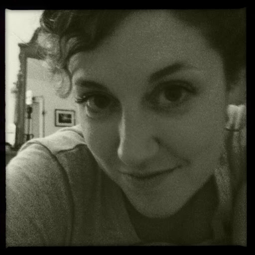 Miranda Brown Photo 23