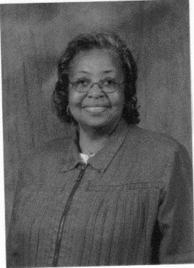 Geraldine Moore Photo 22