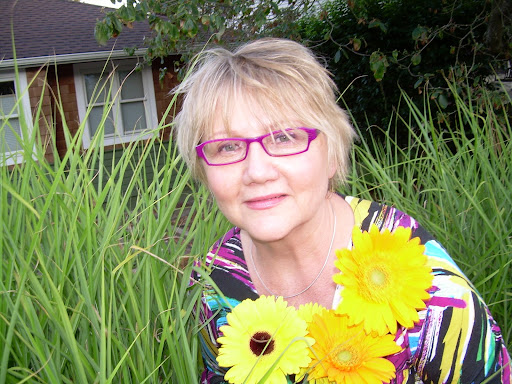 Marsha Carter Photo 17