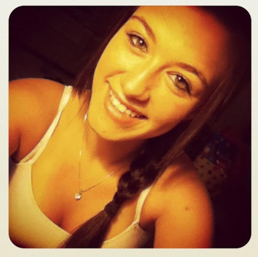 Sadie Davis Photo 25