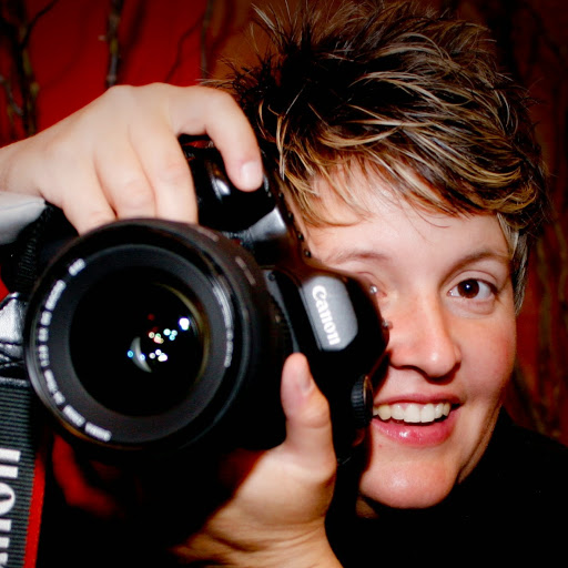 Tonya Harvey Photo 31