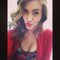 Ashley Darrow Photo 8