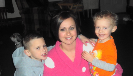 Angie Adams Photo 5