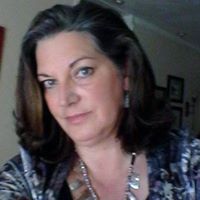 Julia Walsh Photo 32