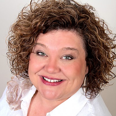 Tanya Hendricks Photo 12