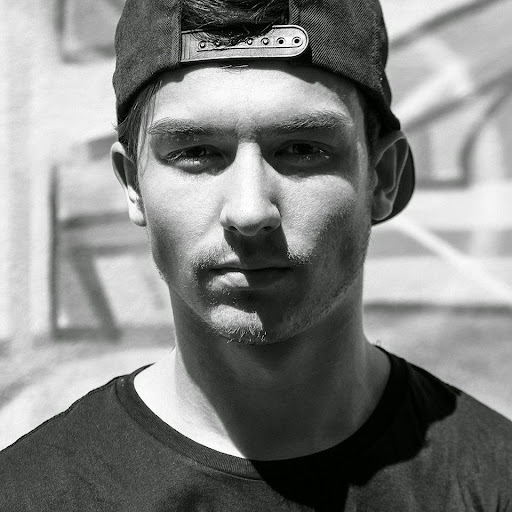 Cory Richardson Photo 32