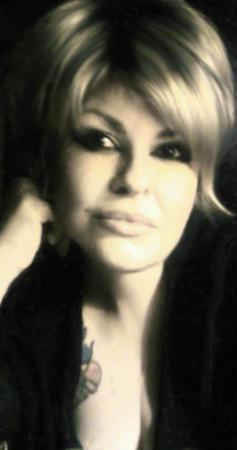 Kathleen Lyons Photo 15
