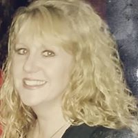 Tracy Lambert Photo 24