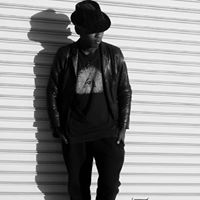 Dennis Miles Photo 27