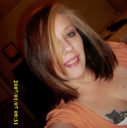 Lisa Miles Photo 8