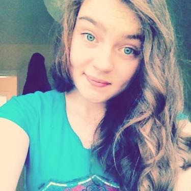 Anna Macdonald Photo 7